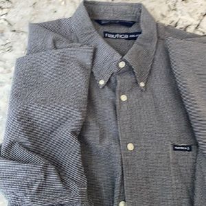 Men’s button down short sleeve shirt